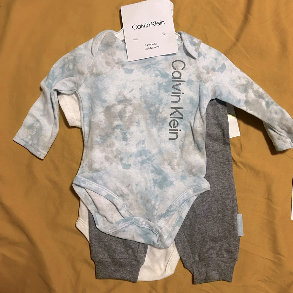 Calvin Klein 3 peice baby outfit